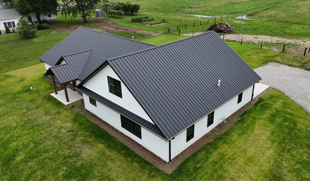 how long does a metal roof last